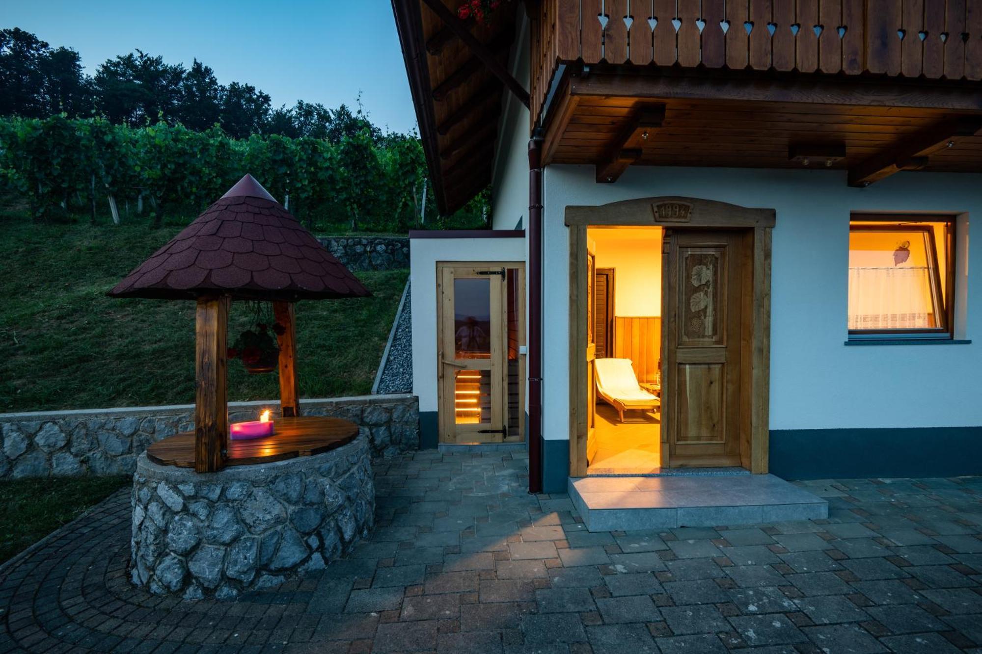 Vineyard Cottage Krivic Trebelno Eksteriør bilde